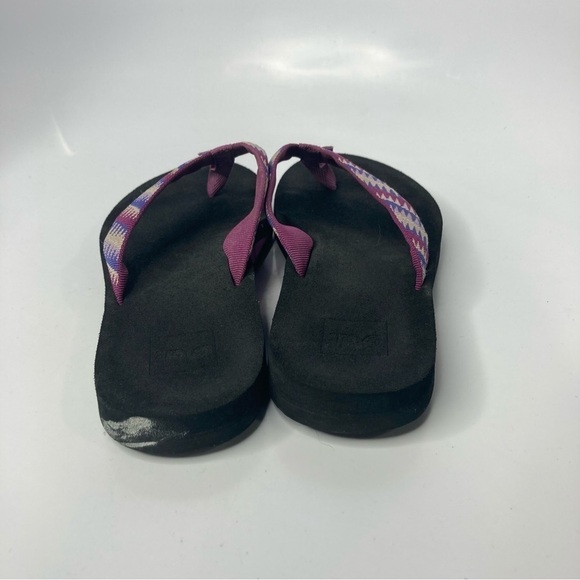Teva flip flops size 7 - Picture 4 of 8
